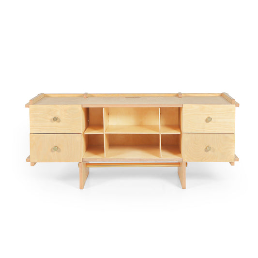 Soru – Credenza